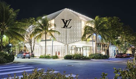 lv pop up miami|Louis Vuitton Unveils Summer Pop.